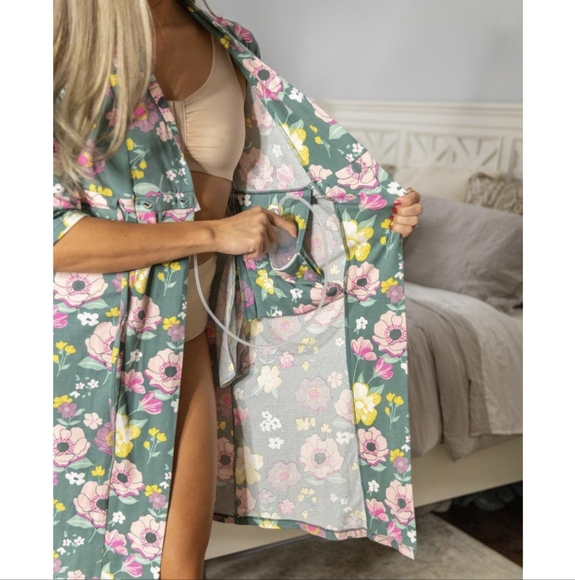 GOWNIES Recovery Robe, Flower Pattern, XL/XXL, NIB - Picture 2 of 7